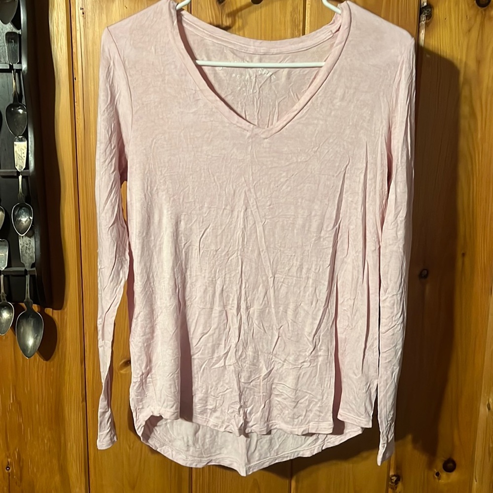 3/$20 🦋 Aeropostale Seriously Soft Perfect V-Neck Long Sleeve Shirt